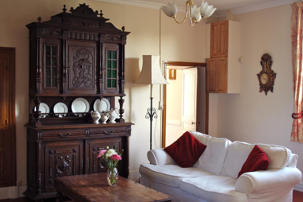 La Grande Maison Pas-de-Jeu Bilik gambar